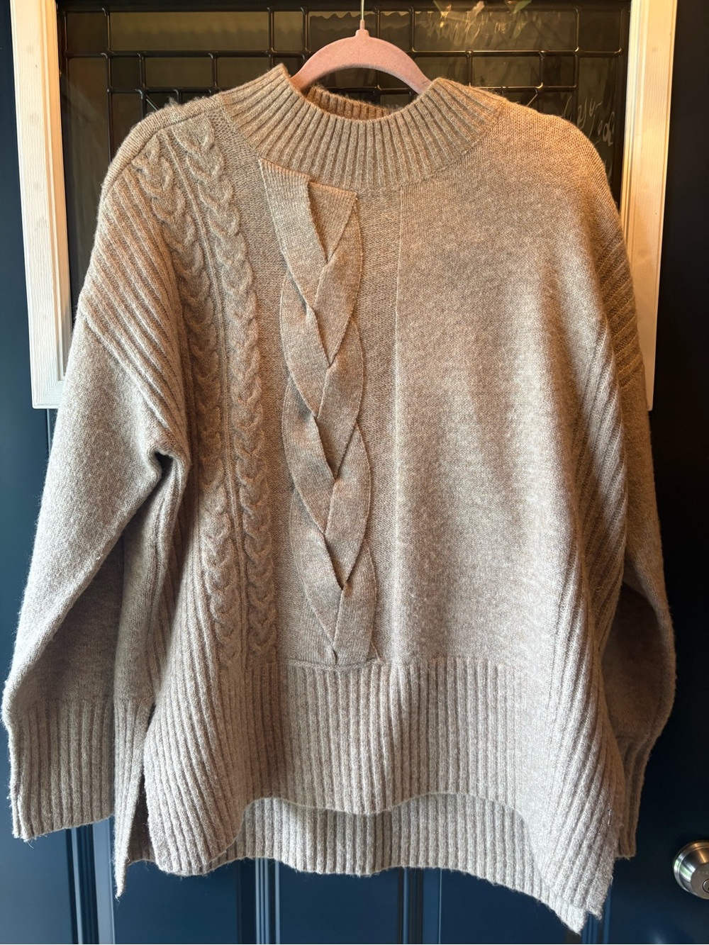 Simply Vera Cozy Cable Knit Women’s Sweater - Beige